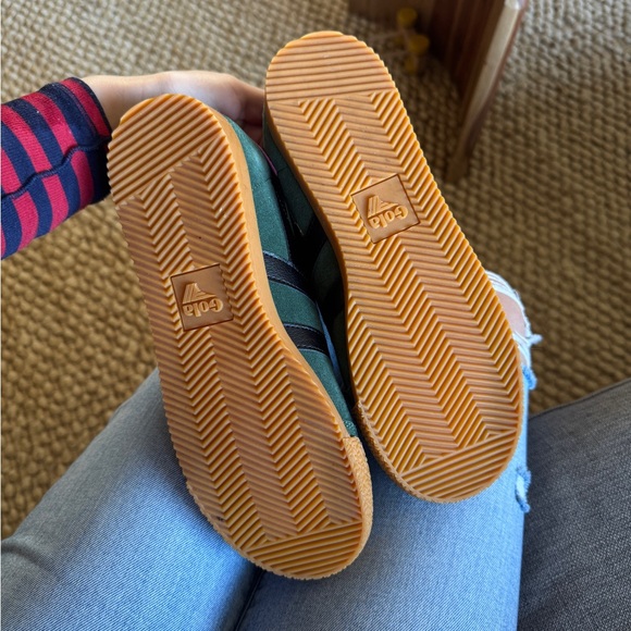 Women’s Gola Elan Sneakers - Picture 3 of 3